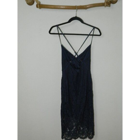 Lulu's Dress Flirting with Desire Blue Lace Bodycon Dress Size X-Small - Picture 2 of 5
